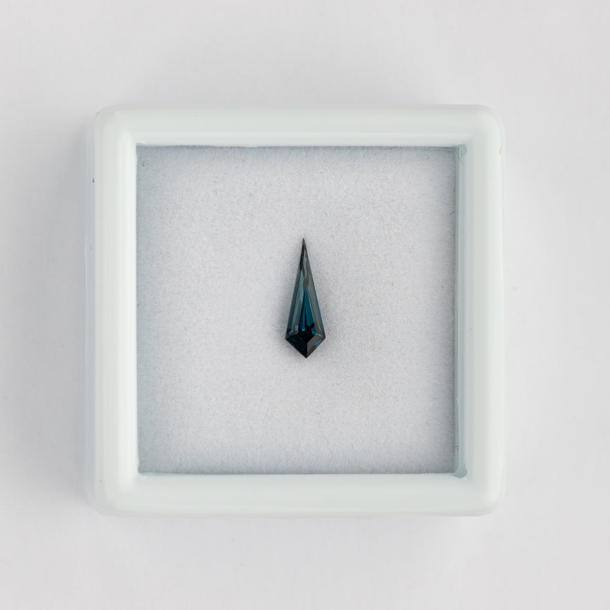 Natural sapphire BNS176 exact item view 13