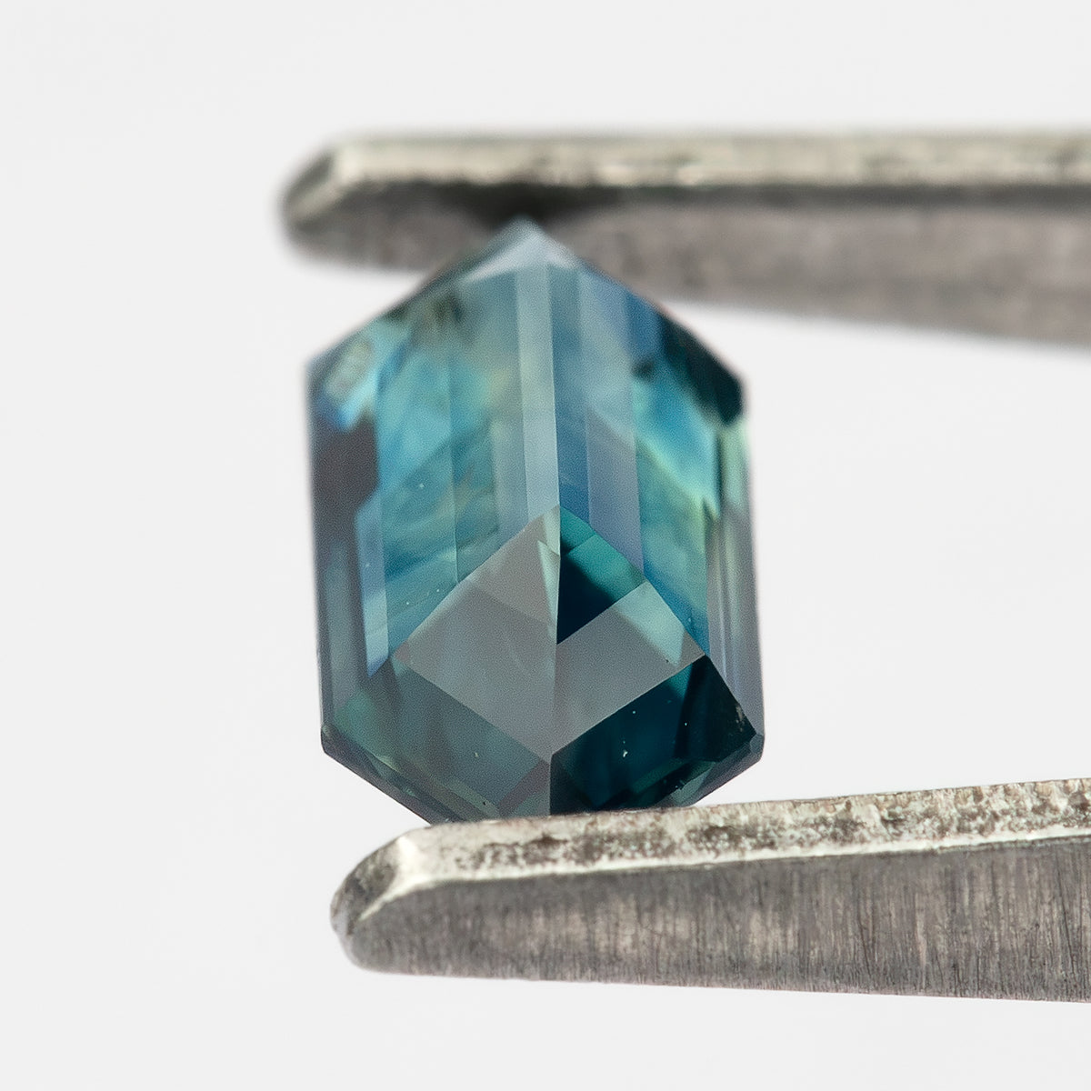 Natural bi-color sapphire BNS177 exact item view 6