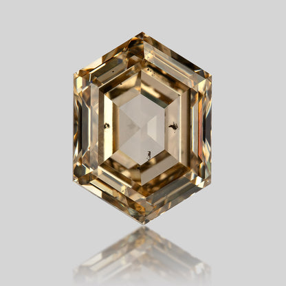 Upright face-up view with a reflection below. IGI-HEXA-5924-0195CT.
