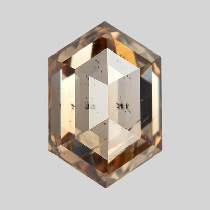 Upright reverse view showing pavilion geometry. IGI-HEXA-5925-0110CT.