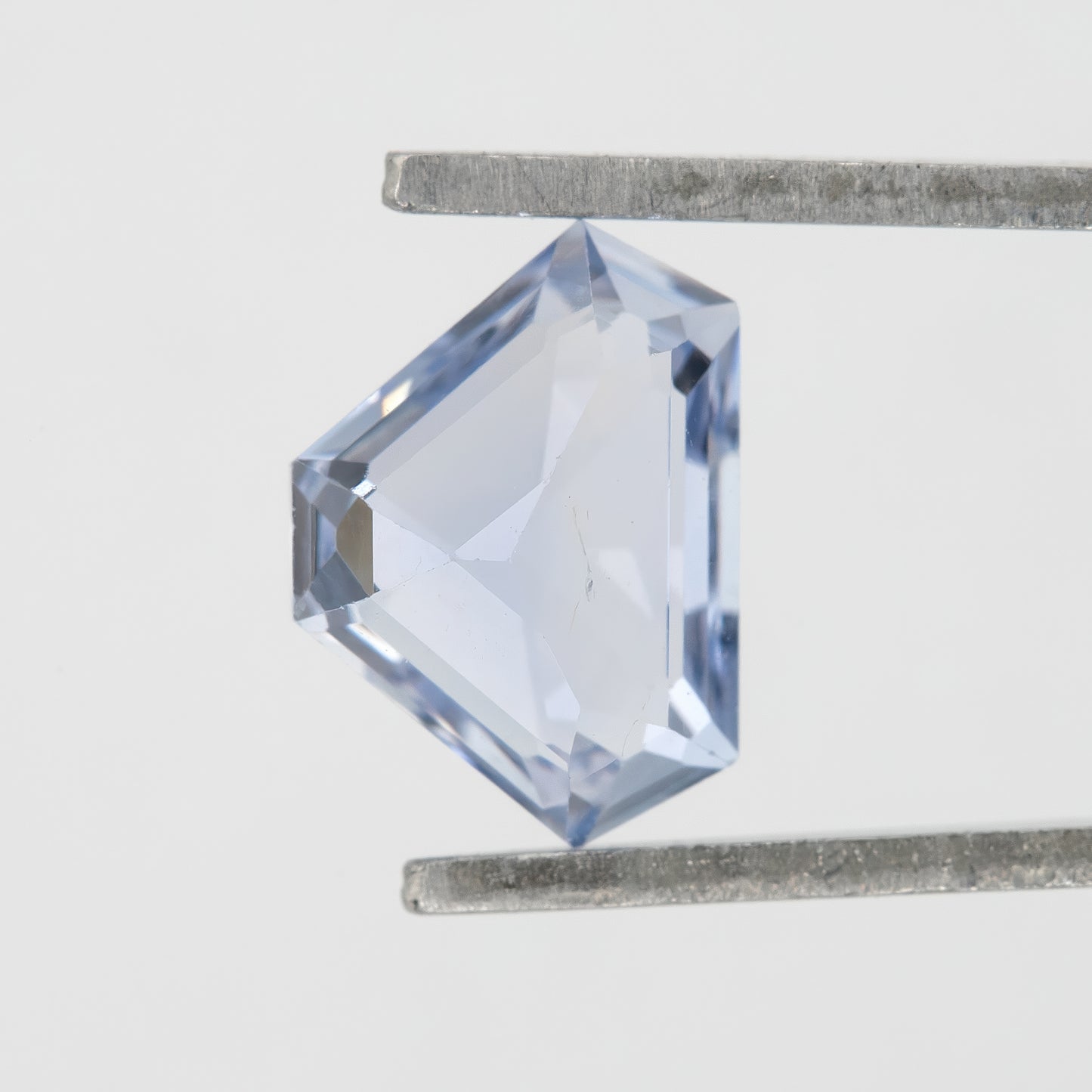 Subtle Bluish-Lavender Tone Geometric Cut Sapphire | 0.95 Ct Untreated Eye Clean Gem | Ideal for Bold Rings, Pendants & Fine Jewelry Use