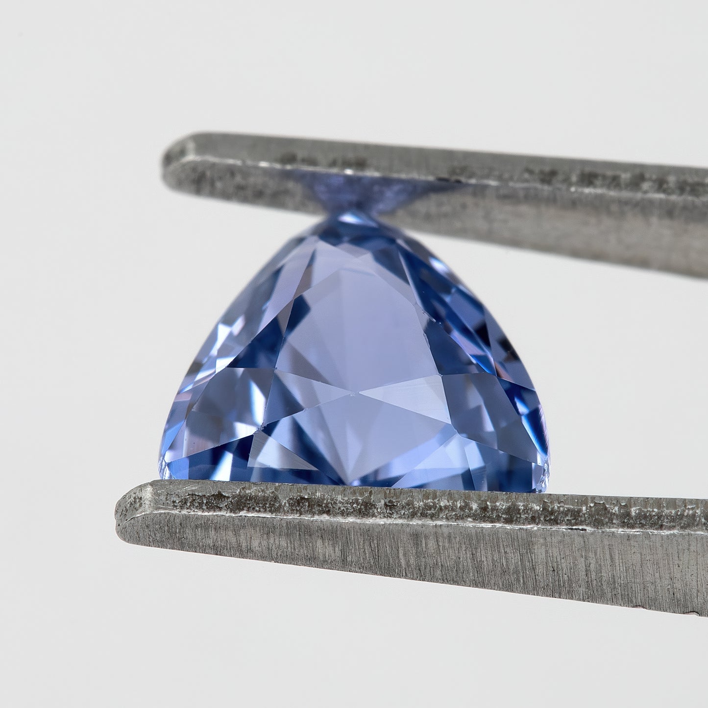 Brilliant Blend of Deep Periwinkle and violet-blue Trillion Cut Sapphire | 1.25 Ct Untreated Natural Blue Violet Gem | Eye Clean | Ideal for Designer Jewelry & Modern Ring Settings