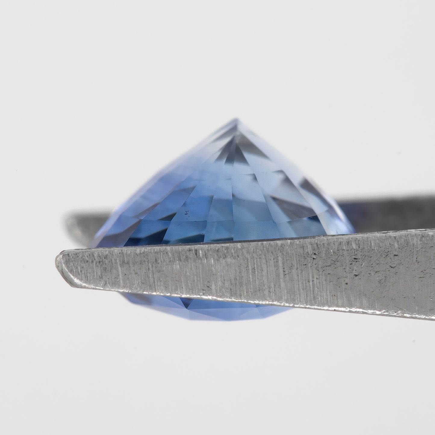 Bicolor – Blue & White | Natural Sapphire 2.96 Ct | Oval Cut Heated Ceylon Gemstone | Eye Clean Loose Sapphire for Fine Jewelry