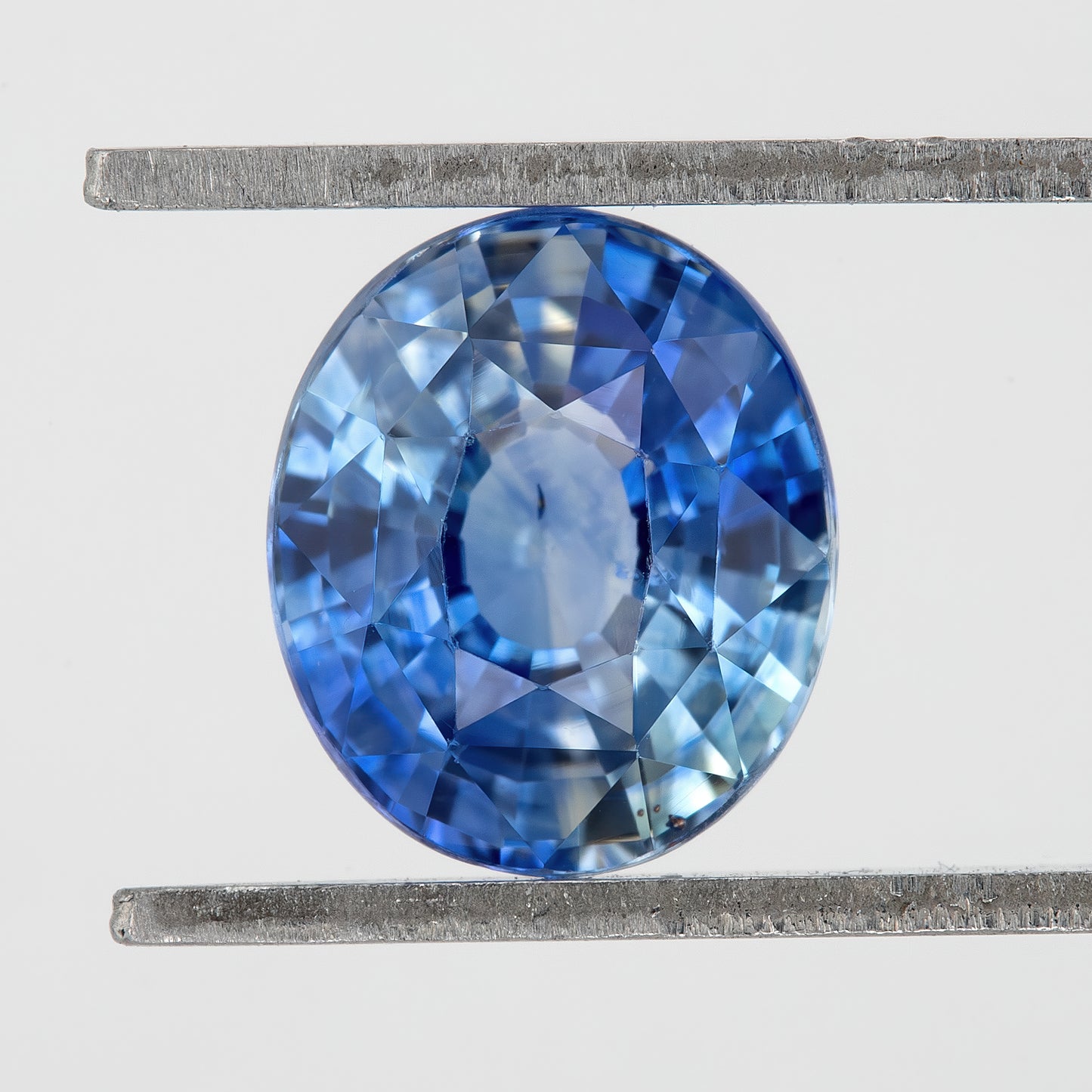 Bicolor - Blue & White | Natural Sapphire 1.73 Ct | Oval Cut Heated Ceylon Gemstone | Eye Clean Loose Stone for Fine Jewelry | Unique Cut