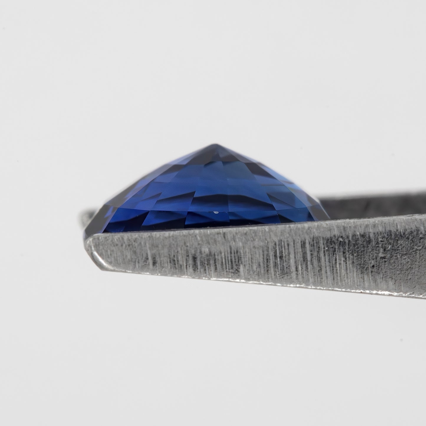 Bicolor – Blue & Yellow | Natural Sapphire 1.56 Ct | Round Cut Heated Gemstone | Eye Clean Loose Ceylon Stone for Fine Jewelry Design