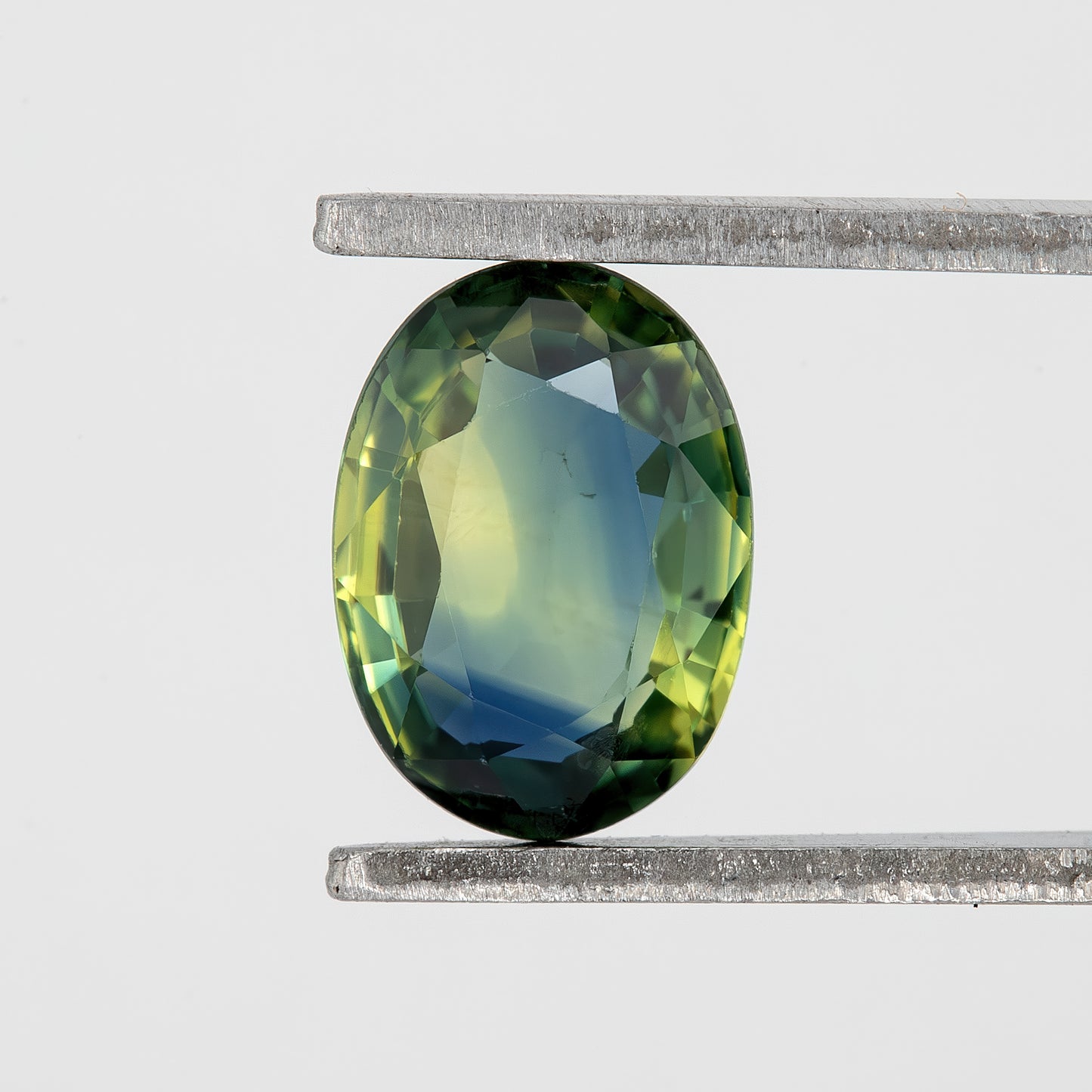 Bicolor – Deep Greenish Blue Sapphire 0.92 Ct | Oval Cut Untreated Eye Clean Ceylon Gemstone | Loose Natural Stone for Custom Jewelry Design