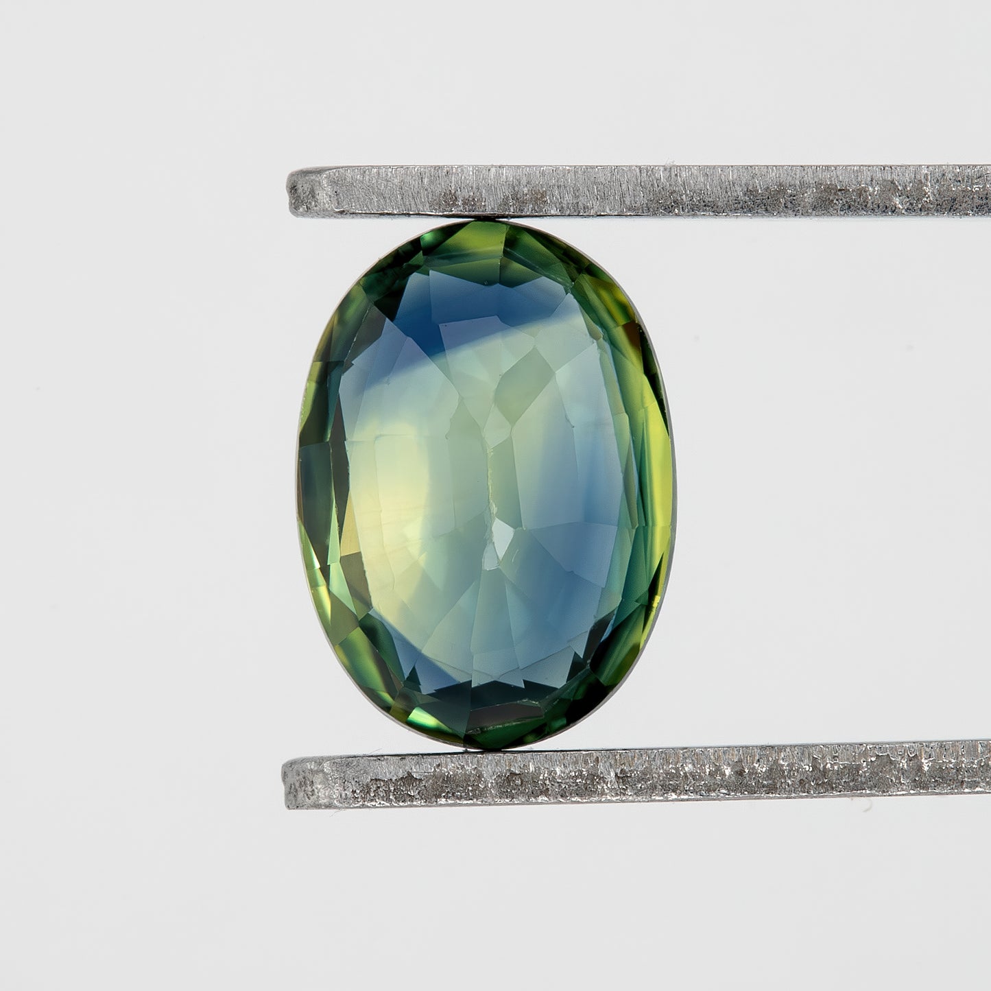 Bicolor – Deep Greenish Blue Sapphire 0.92 Ct | Oval Cut Untreated Eye Clean Ceylon Gemstone | Loose Natural Stone for Custom Jewelry Design