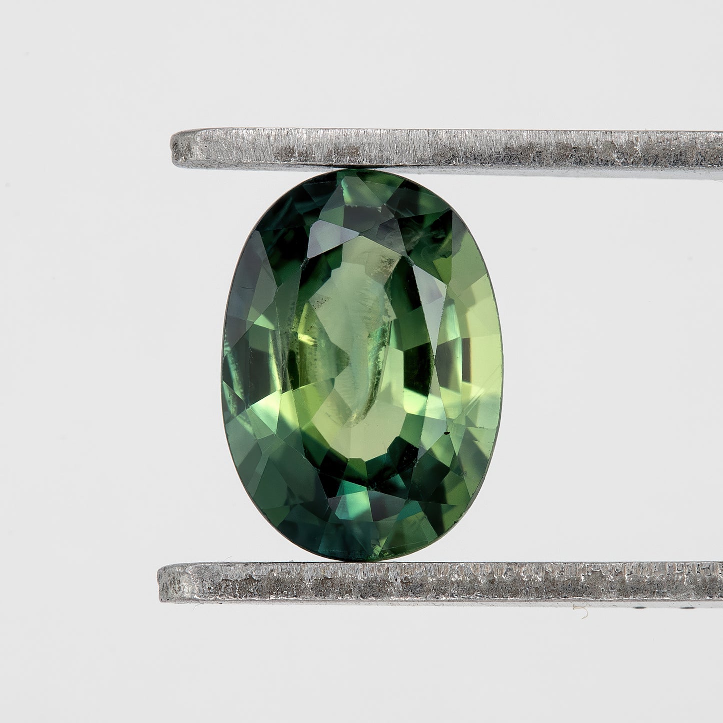 Bicolor – Deep Teal Green Sapphire 0.96 Ct | Oval Cut Untreated Eye Clean Gemstone | Natural Loose Ceylon Sapphire for Fine Jewelry Design