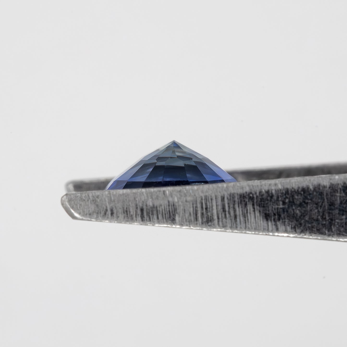 Blue Champagne Yellow Bicolor Sapphire | 0.99 Ct Natural Untreated Oval Cut | Eye Clean Gem for Fine Jewelry or Statement Ring
