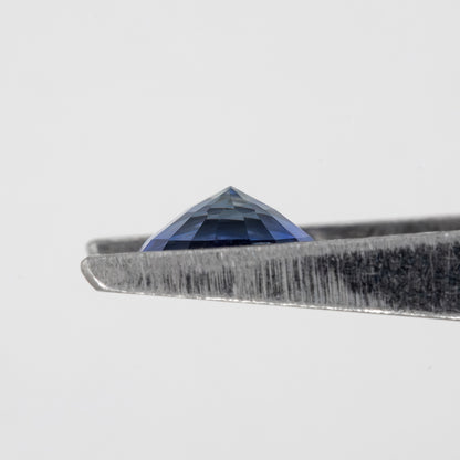 Blue Champagne Yellow Bicolor Sapphire | 0.99 Ct Natural Untreated Oval Cut | Eye Clean Gem for Fine Jewelry or Statement Ring
