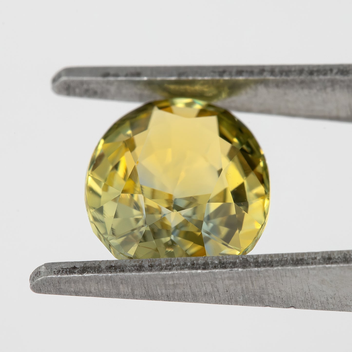 Champagne Yellow and Blue Sapphire | 2.26 Ct Oval Cut Unheated Natural Gemstone | Eye Clean Statement Sapphire for Luxury Ring or Pendant