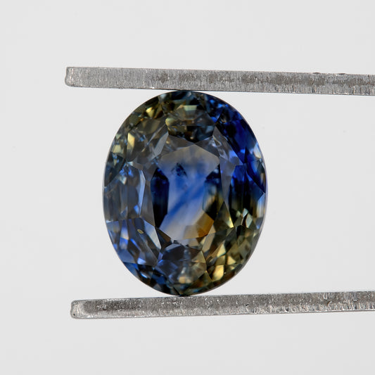 Blue Champagne Bicolor Sapphire | 1.90 Ct Natural Oval Cut Unheated Gemstone | Eye Clean Sapphire for Statement Jewelry & Rings