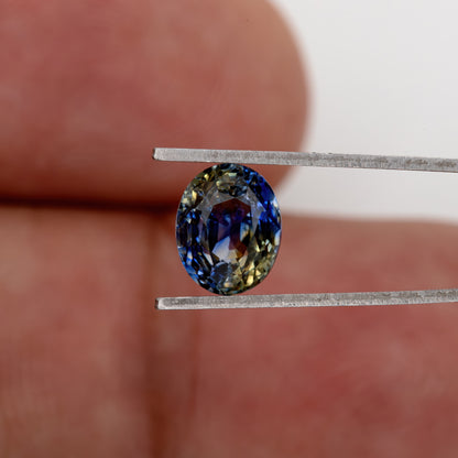 Blue Champagne Bicolor Sapphire | 1.90 Ct Natural Oval Cut Unheated Gemstone | Eye Clean Sapphire for Statement Jewelry & Rings