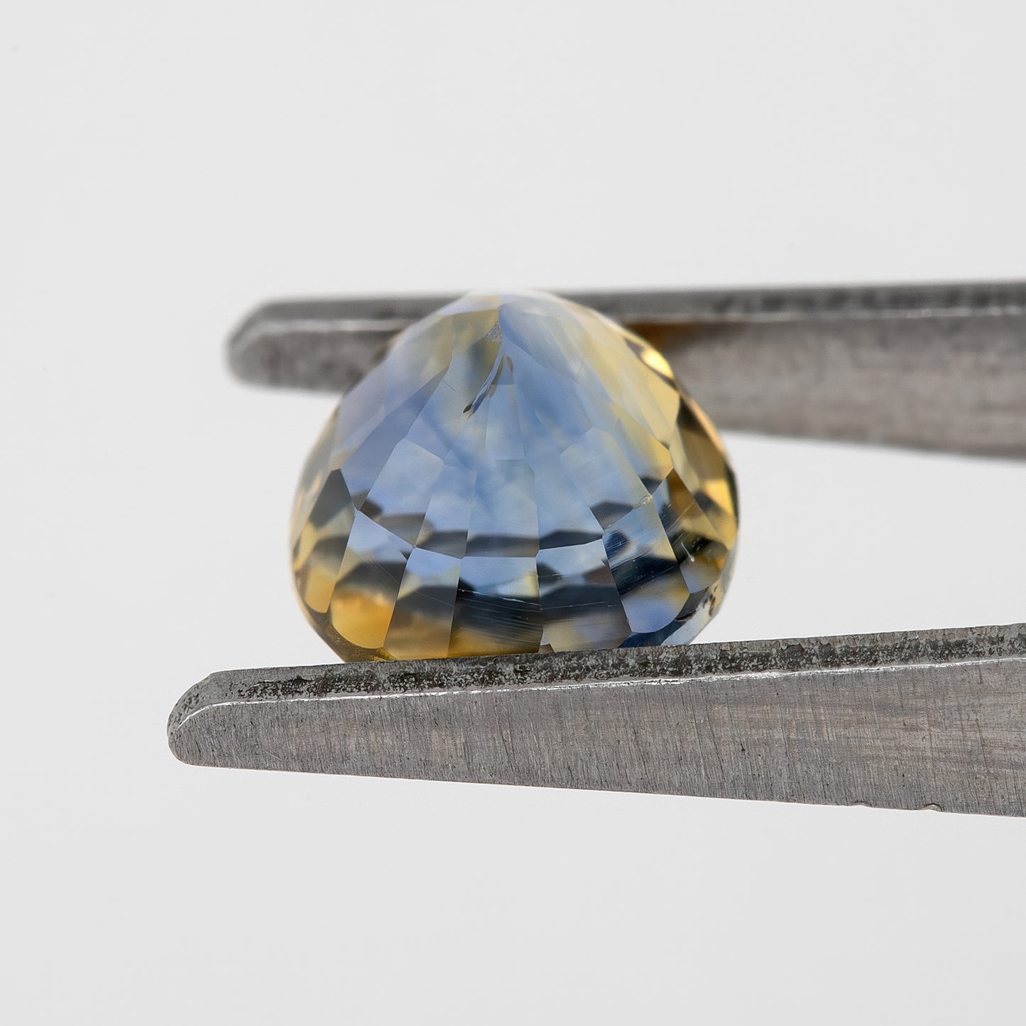 Blue Champagne Bicolor Sapphire | 1.90 Ct Natural Oval Cut Unheated Gemstone | Eye Clean Sapphire for Statement Jewelry & Rings