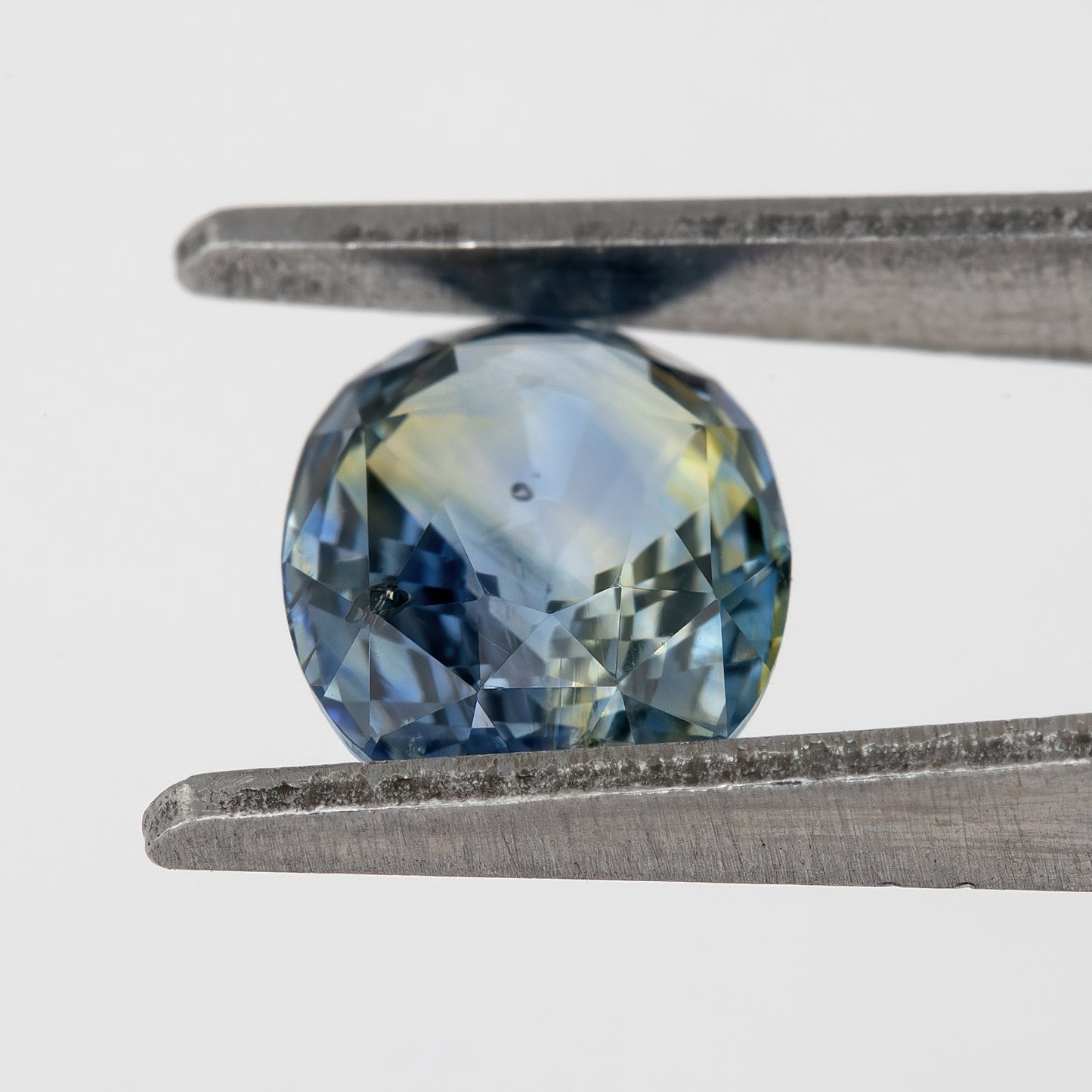 Muted Blue Champagne Bicolor Sapphire | 1.47 Ct Natural Unheated Oval Cut | Eye Clean Gemstone for Fine Jewelry & Rings