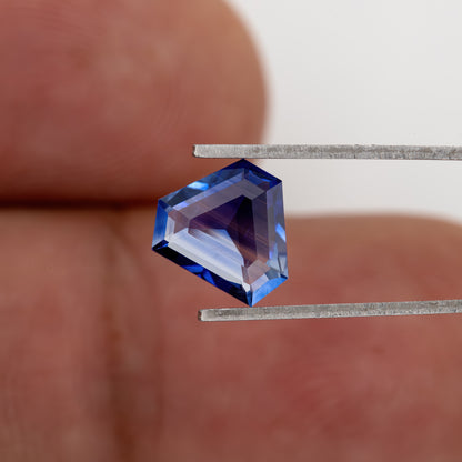 Deep Violet Blue 1.28 Ct Sapphire | Untreated Geometric Natural Gemstone | Fancy Cut for Contemporary Rings & Custom Fine Jewelry