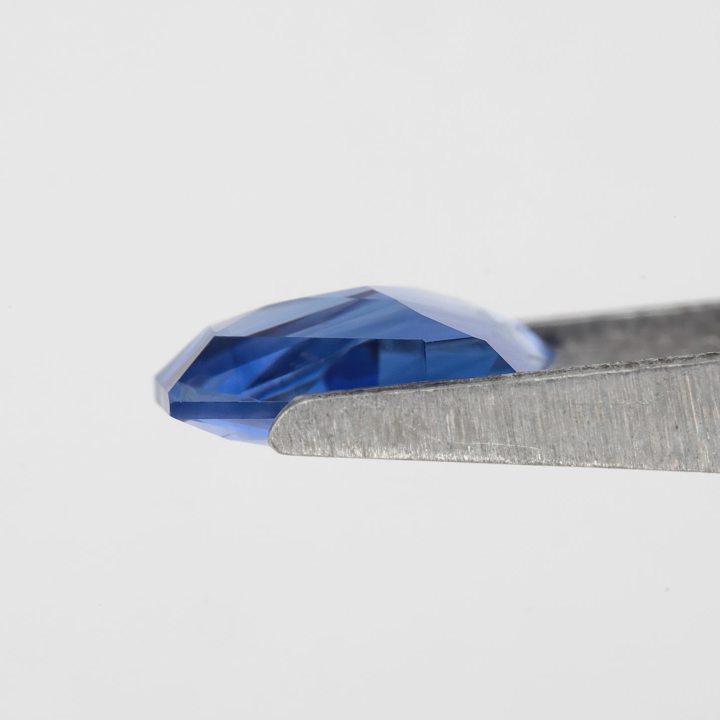 Deep Violet Blue 1.28 Ct Sapphire | Untreated Geometric Natural Gemstone | Fancy Cut for Contemporary Rings & Custom Fine Jewelry