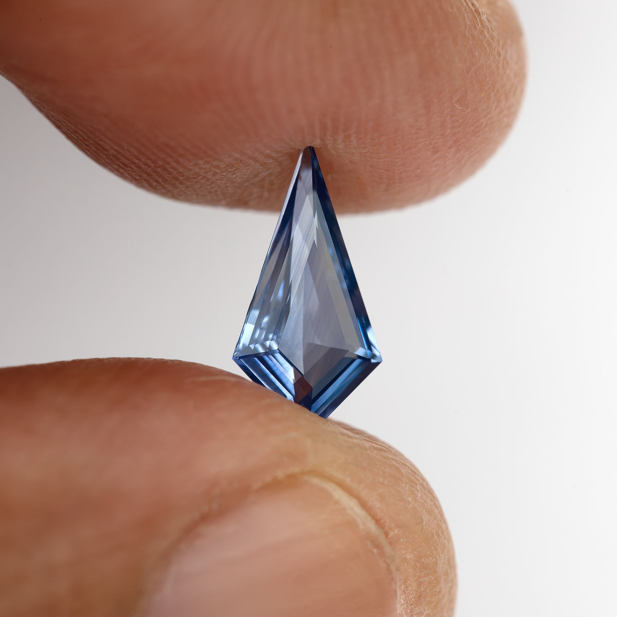 0.85 ct 天然ブルーサファイア（菱形）、石の画像10、SKU KK359