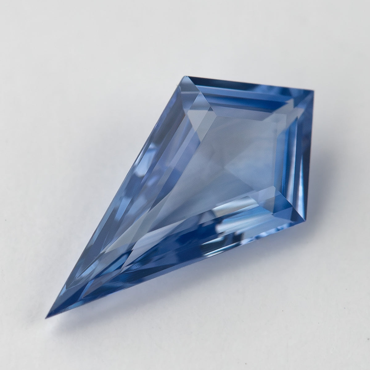 0.85 ct 天然ブルーサファイア（菱形）、石の画像13、SKU KK359
