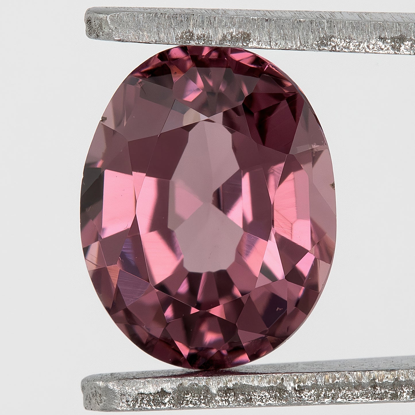 Purplish Pink 1.05 Ct Oval Cut Sapphire | Natural Heated Sapphire Gem | Unique Gem for Bold Engagement Rings & Fine Jewelry Design