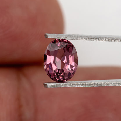 Purplish Pink 1.05 Ct Oval Cut Sapphire | Natural Heated Sapphire Gem | Unique Gem for Bold Engagement Rings & Fine Jewelry Design