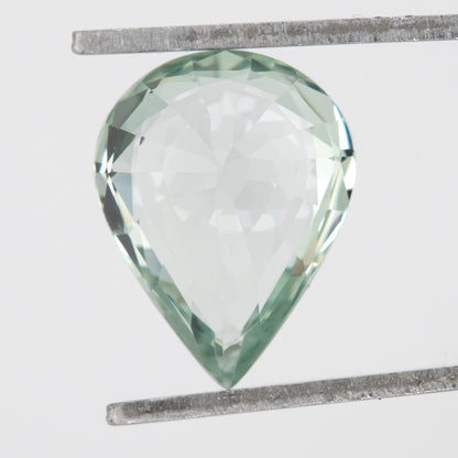 Pastel Green Sapphire 2.24 Ct | Pear Cut Heated Natural Gemstone | Eye-Clean Rare Sapphire for Rings & Pendants | Fine Jewelry Making