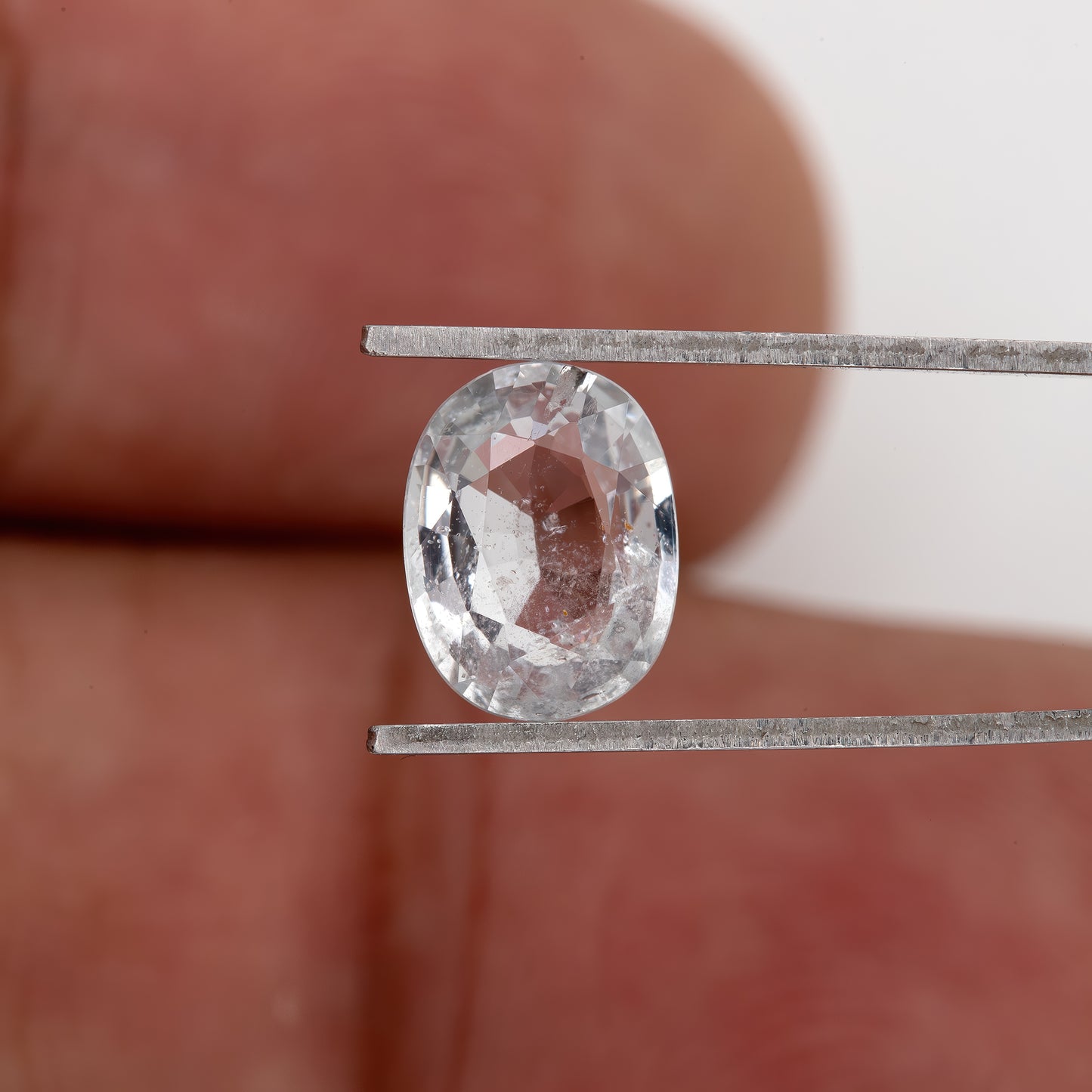Near Colorless Icy White Sapphire Oval Cut | 1.47ct Heated Natural Gemstone | Loose Stone for Custom Ring | Pendant | Fine Jewelry