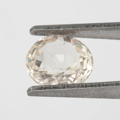 Champagne White Oval Sapphire | 1.91 Ct Heated Natural Gemstone | Elegant Earth-Tone Sapphire for Fine Jewelry & Custom Ring Designs