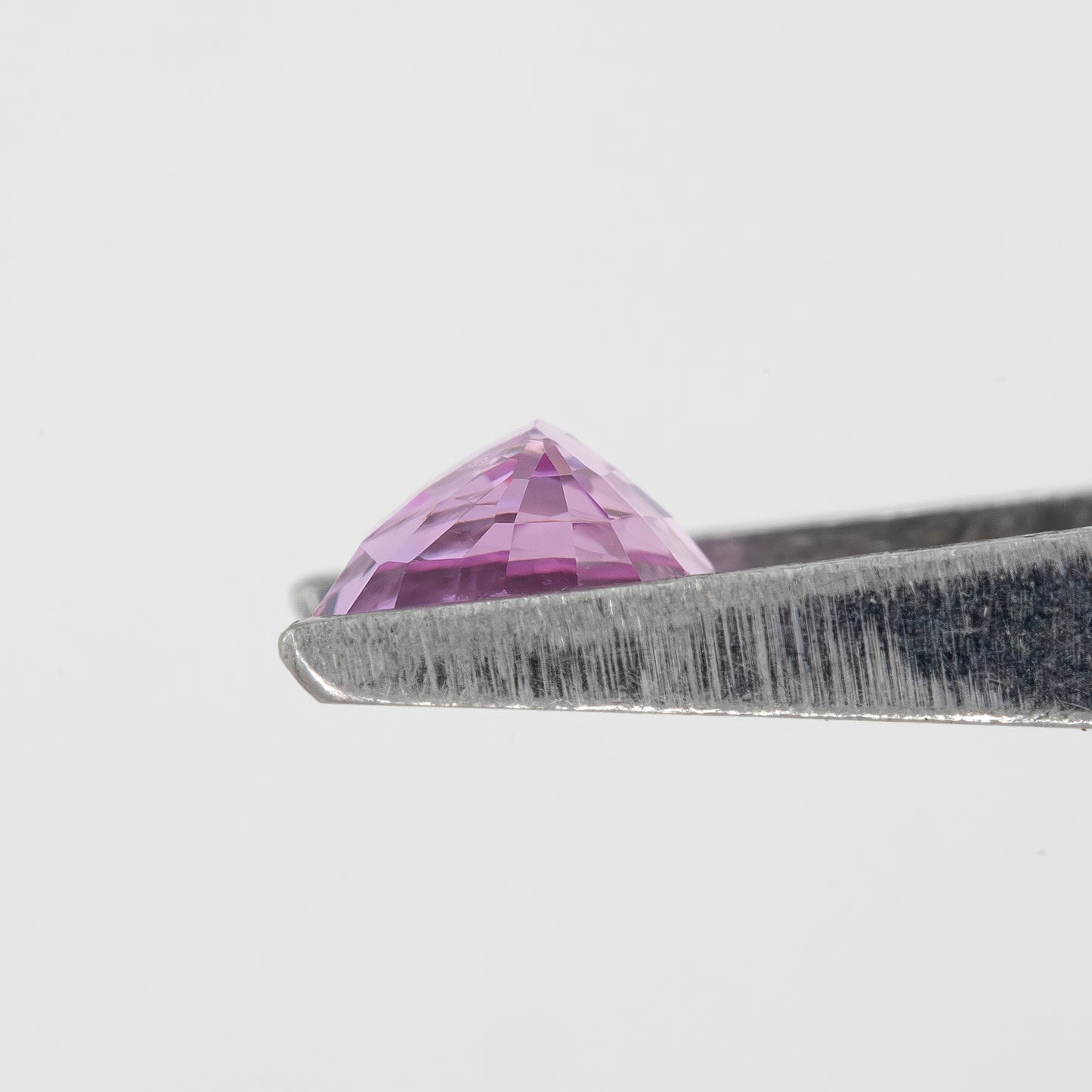 Light Lavender Pink Sapphire | 0.91 Carat Oval Cut Heated Sapphire | Eye-Clean Natural Gemstone for Custom Engagement Rings and Fine Jewelry
