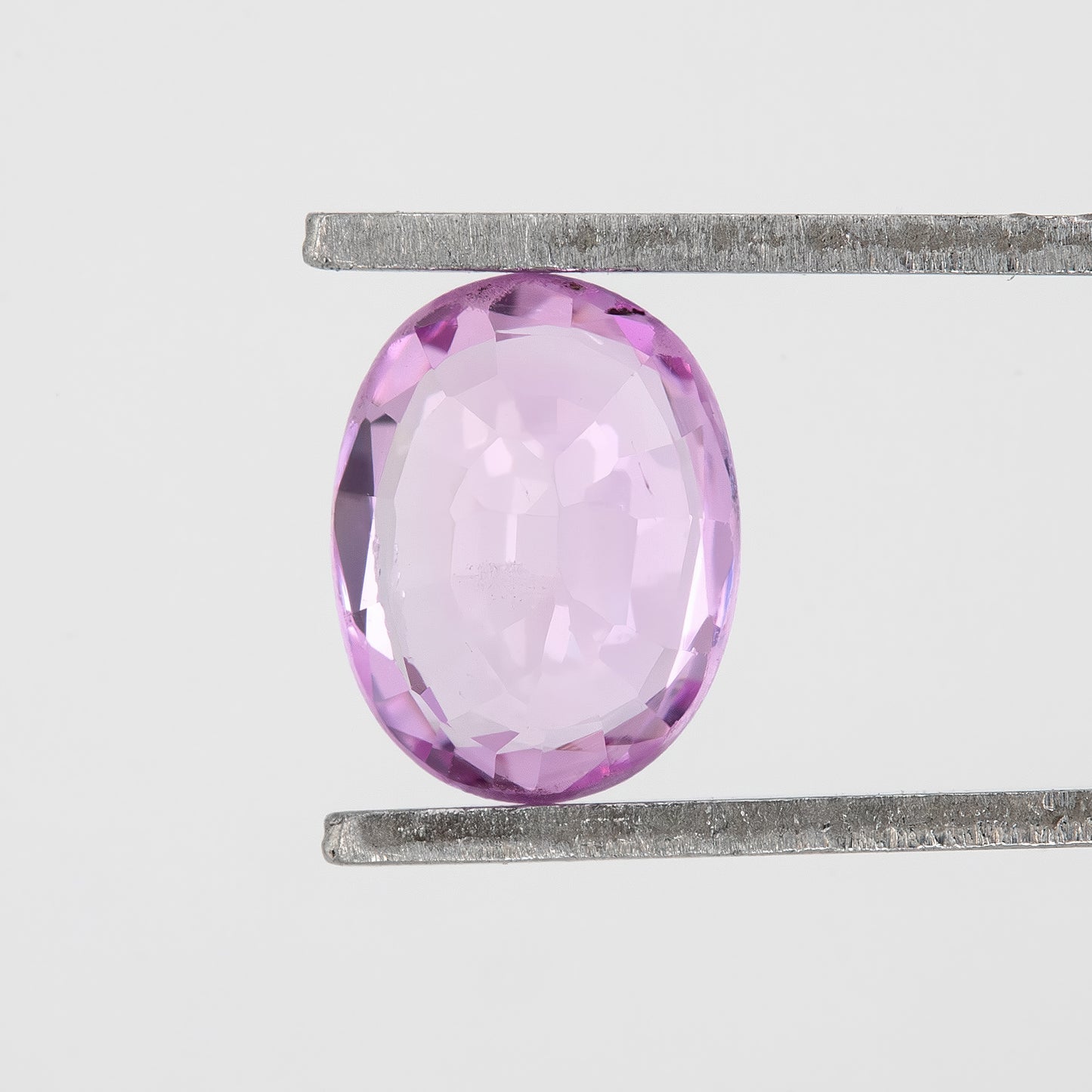 Light Lavender Pink Sapphire | 0.91 Carat Oval Cut Heated Sapphire | Eye-Clean Natural Gemstone for Custom Engagement Rings and Fine Jewelry