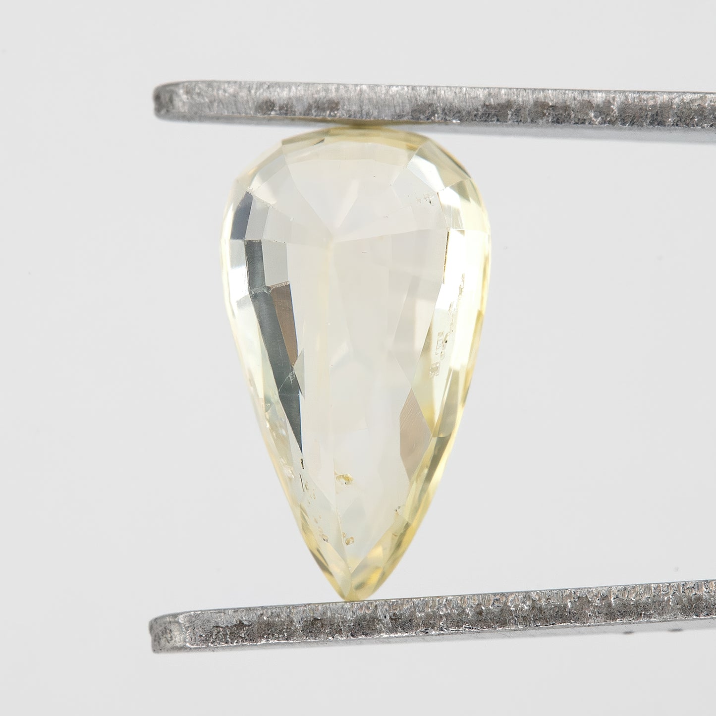 Light Lemon Yellow Sapphire | 1.55 Carat Pear Cut Heated Sapphire | Natural Pastel Yellow Gemstone for Engagement Rings, Pendants & Fine Jewelry