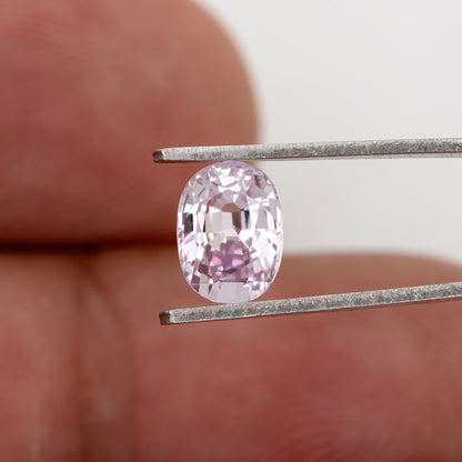 Light Pink Lavender Oval Sapphire | 1.27 Ct Heated Natural Sapphire | Unique Pastel Gemstone with Eye-Visible Inclusions for Fine Jewelry
