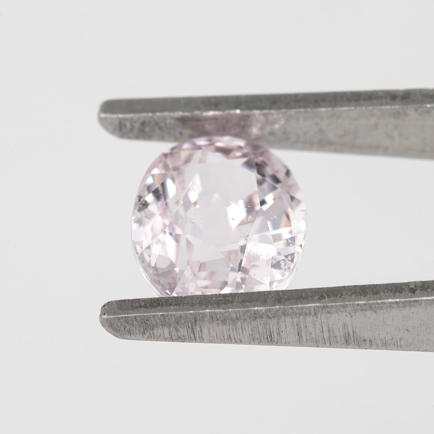Pinkish Violet Oval Cut Sapphire | 1.13 Ct Heated Natural Sapphire | Pastel Purple Gemstone with Eye Inclusions for Fine Jewelry