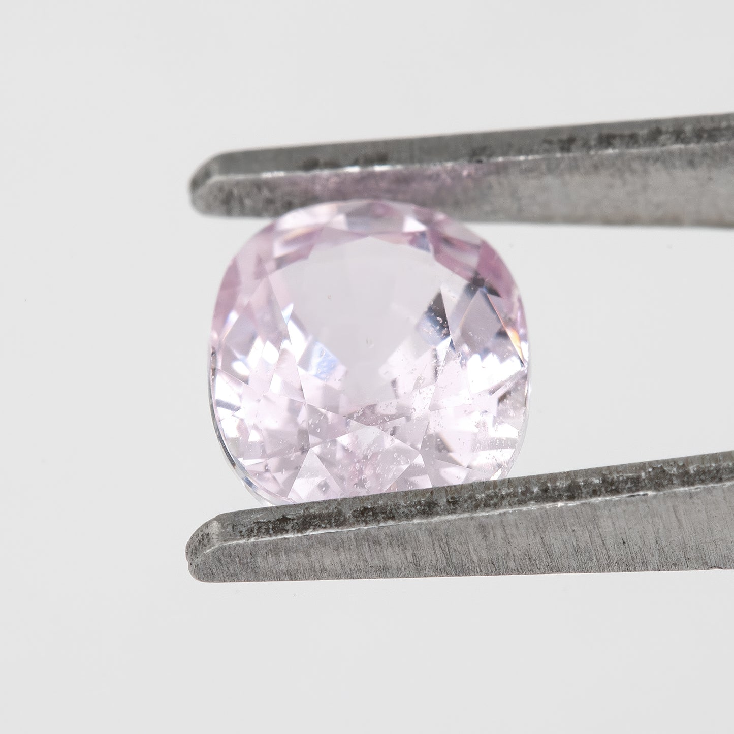 Soft Lavender Pink Oval Sapphire | 1.33 Ct Heated Natural Sapphire | Pastel Gemstone with Inclusions for Custom Jewelry Designs
