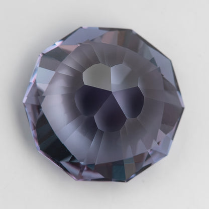 8 mm Sakura Cut Lab-Grown Color-Change Sapphire, GFCO Report, product photograph 19, g view.