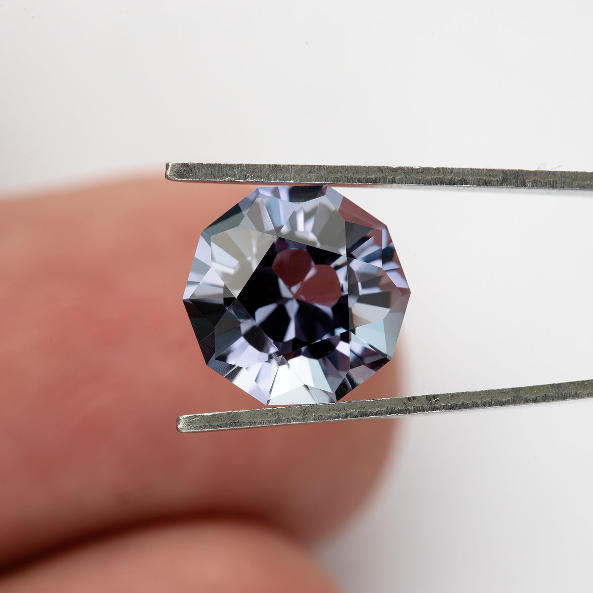8 mm Sakura Cut Lab-Grown Color-Change Sapphire, GFCO Report, product photograph 12, k view.