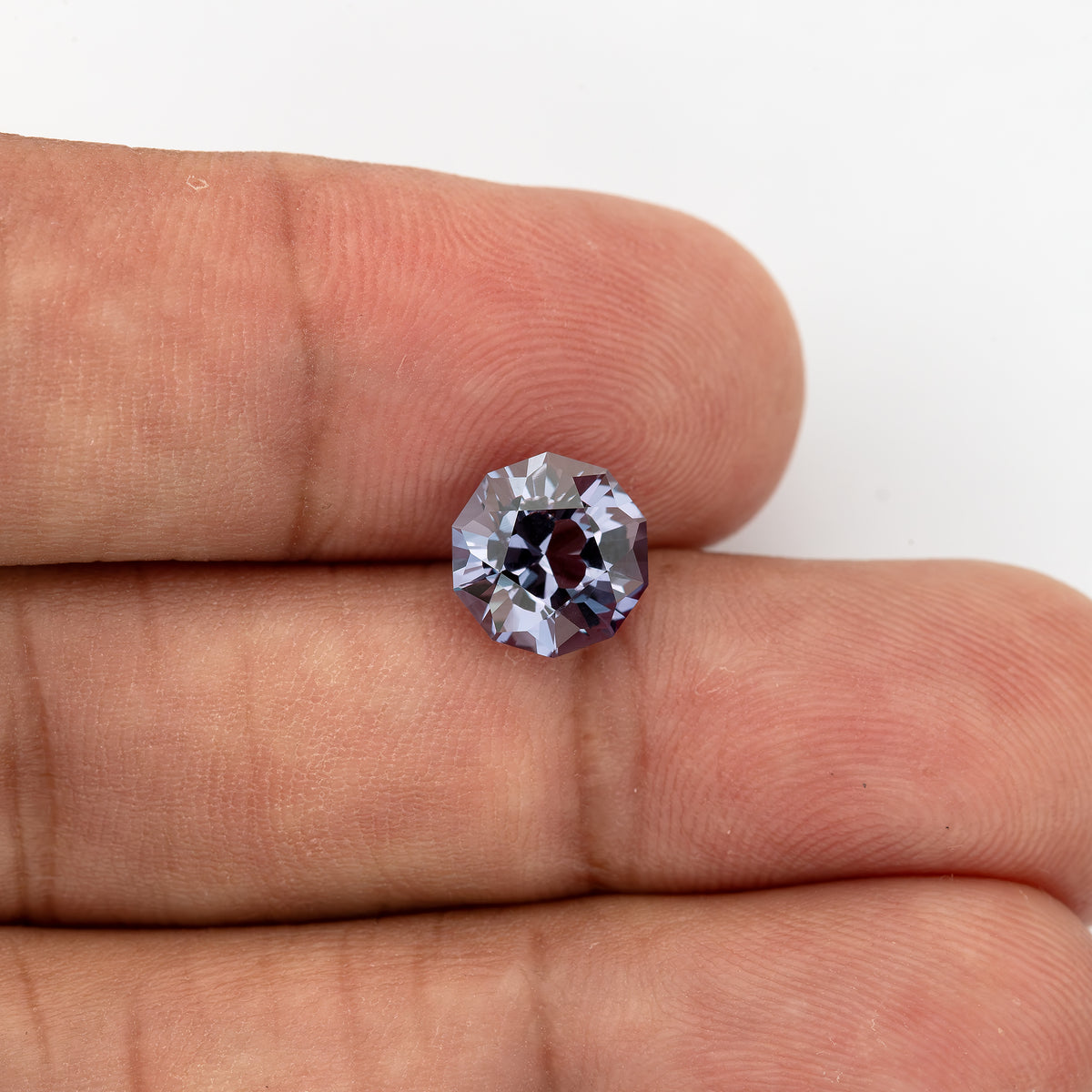 8 mm Sakura Cut Lab-Grown Color-Change Sapphire, GFCO Report, product photograph 14, q view.
