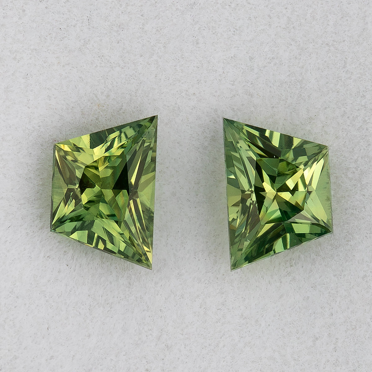 Natural sapphire pair SAP-TPZD-0080CT exact item view 18