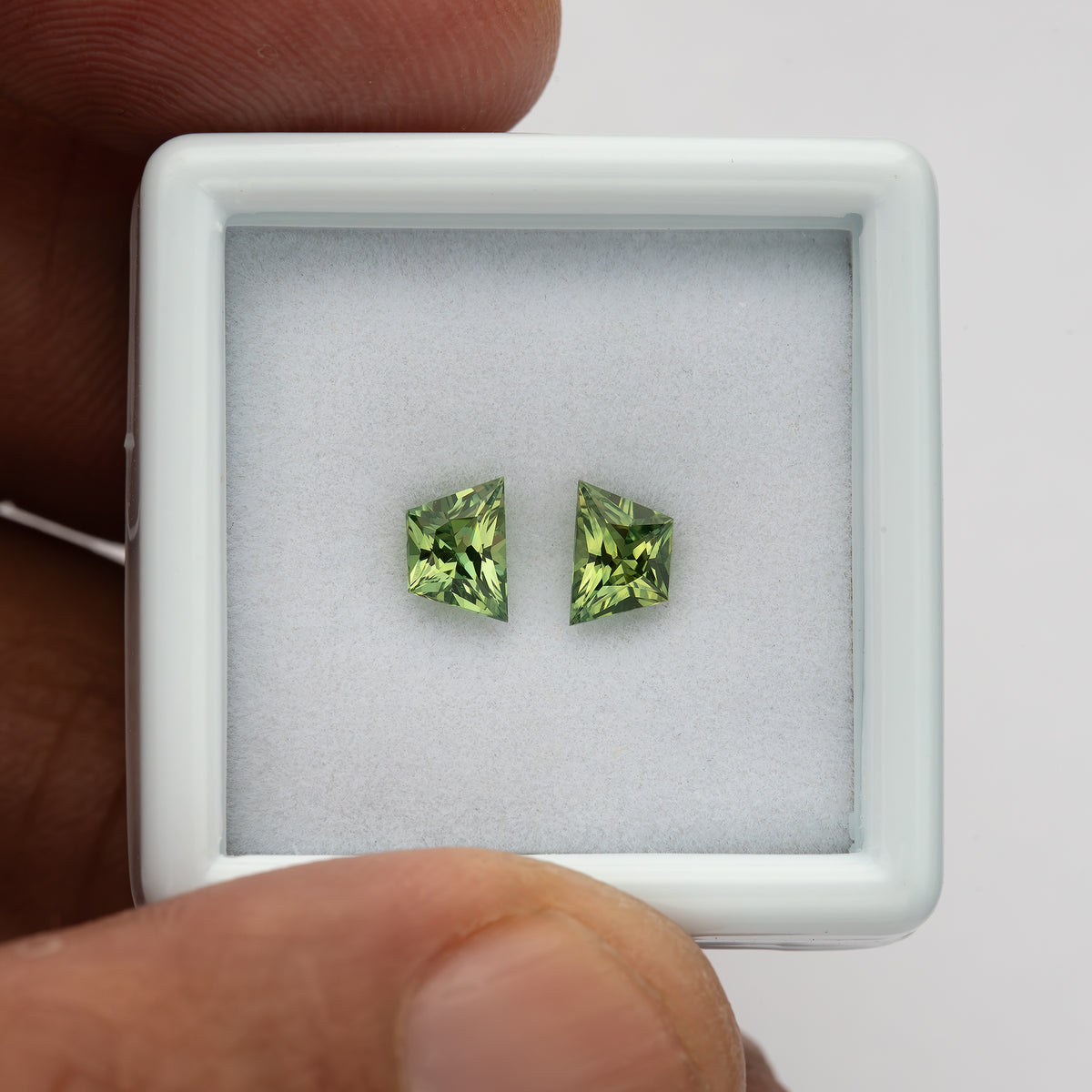 Natural sapphire pair SAP-TPZD-0080CT exact item view 14