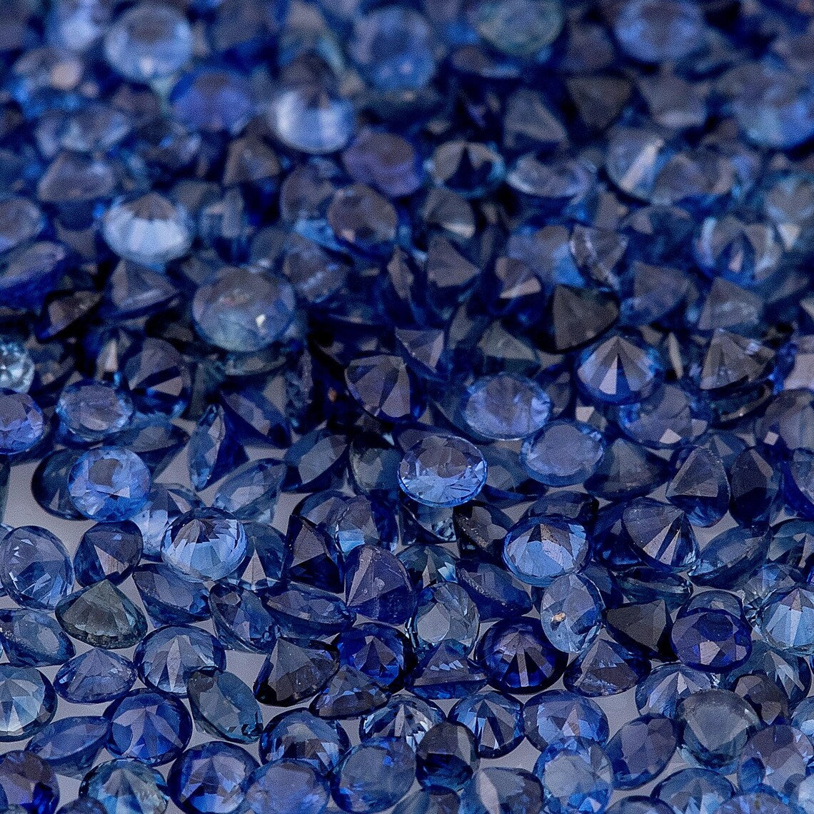1ct of selected size from 1.50mm to 2.20mm Natural Blue Sapphire Round Diamond Cut