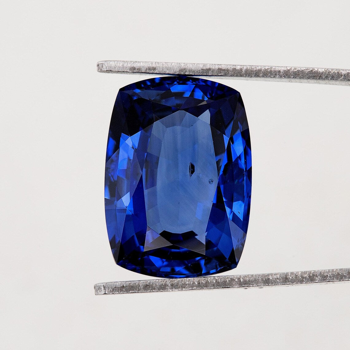 GRS Certified 5.06 ct. Natural Blue Sapphire Cushion Ceylon Sri Lanka Heated