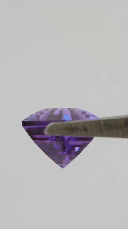 PPHX14x7 Violet Purple Lab-Grown Sapphire rotation and scale video