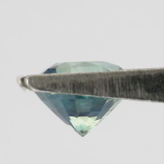SL417 Teal Blue Green Natural Sapphire rotation and scale video