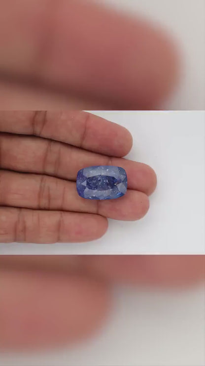 Natural sapphire KK95 natural daylight video 2