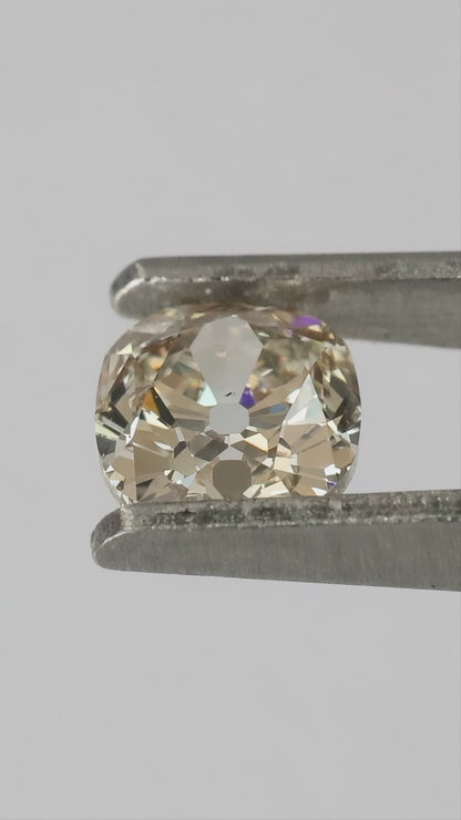 Video of the BND196 loose diamond.