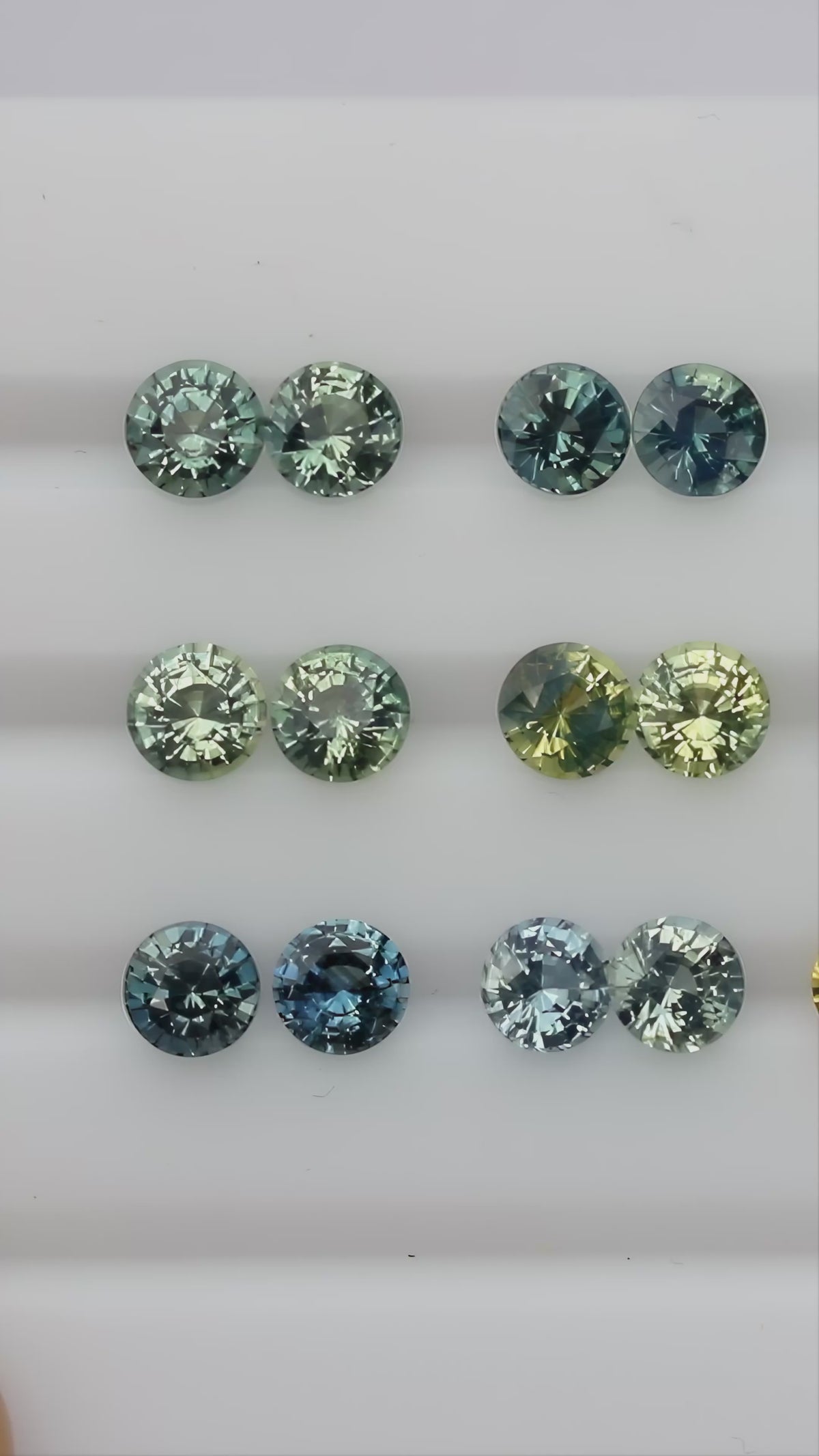 Face-up and rotating views of the sapphire selection.