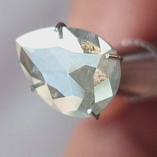 BS0037 Salt and Pepper Natural Diamond rotation and scale video