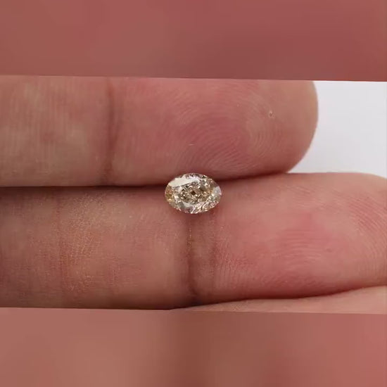 Natural diamond BF082 natural daylight video 3