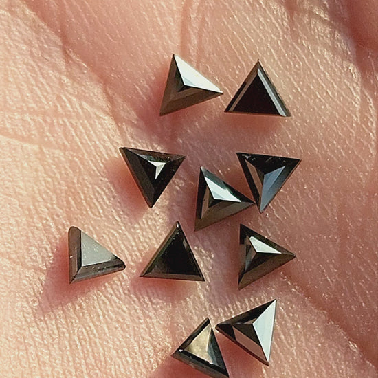 Jet black Natural Diamond product video