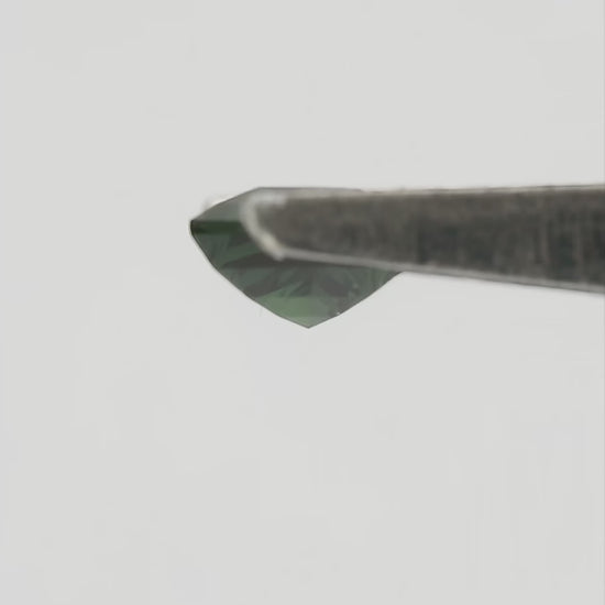 Video of 0.47 ct natural green lozenge sapphire, SKU BNS164